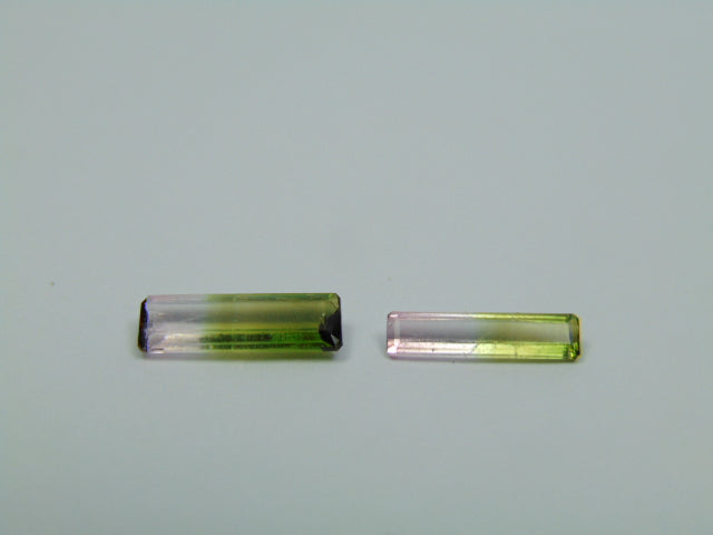 1.59ct Turmalina Bicolor 12x5mm 11.5x3mm