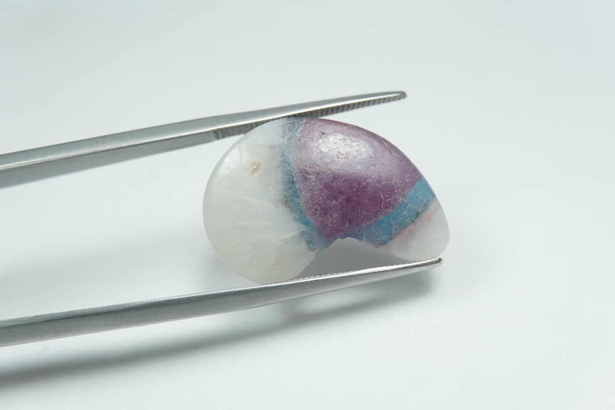 12.10ct Quartzo com turmalina 22x15mm