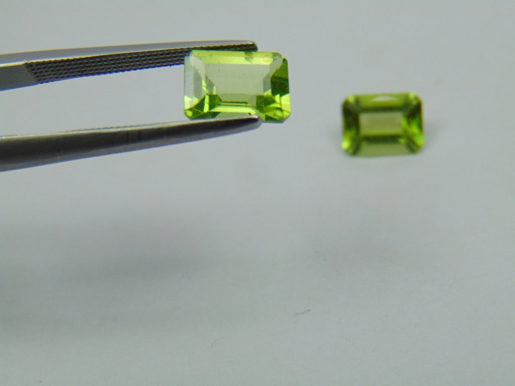 2.90ct Peridot 8x6mm