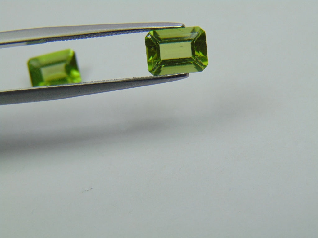 2.90ct Peridot 8x6mm