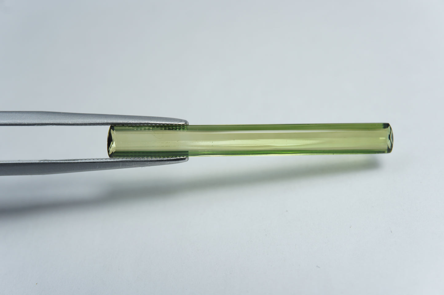 4.25ct Turmalina 35x4mm