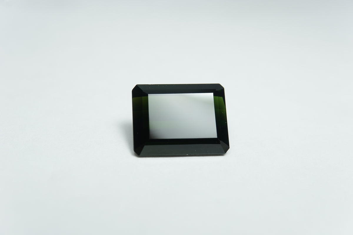 8.90ct Turmalina 14x10.5mm