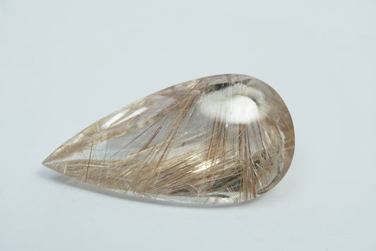 35.50ct Quartzo com inclusão 37x19mm