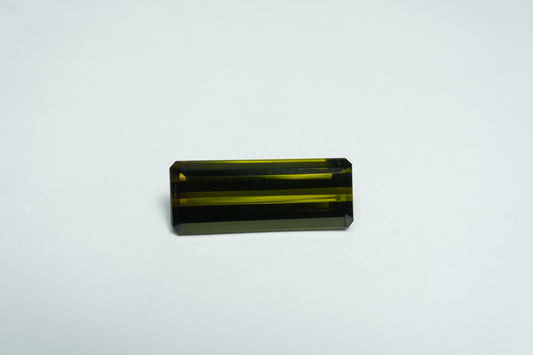 3.32ct Turmalina 15x6mm