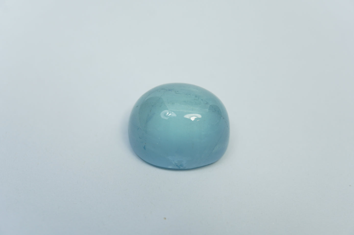 16.05ct Água-marinha cabochão 16x14mm