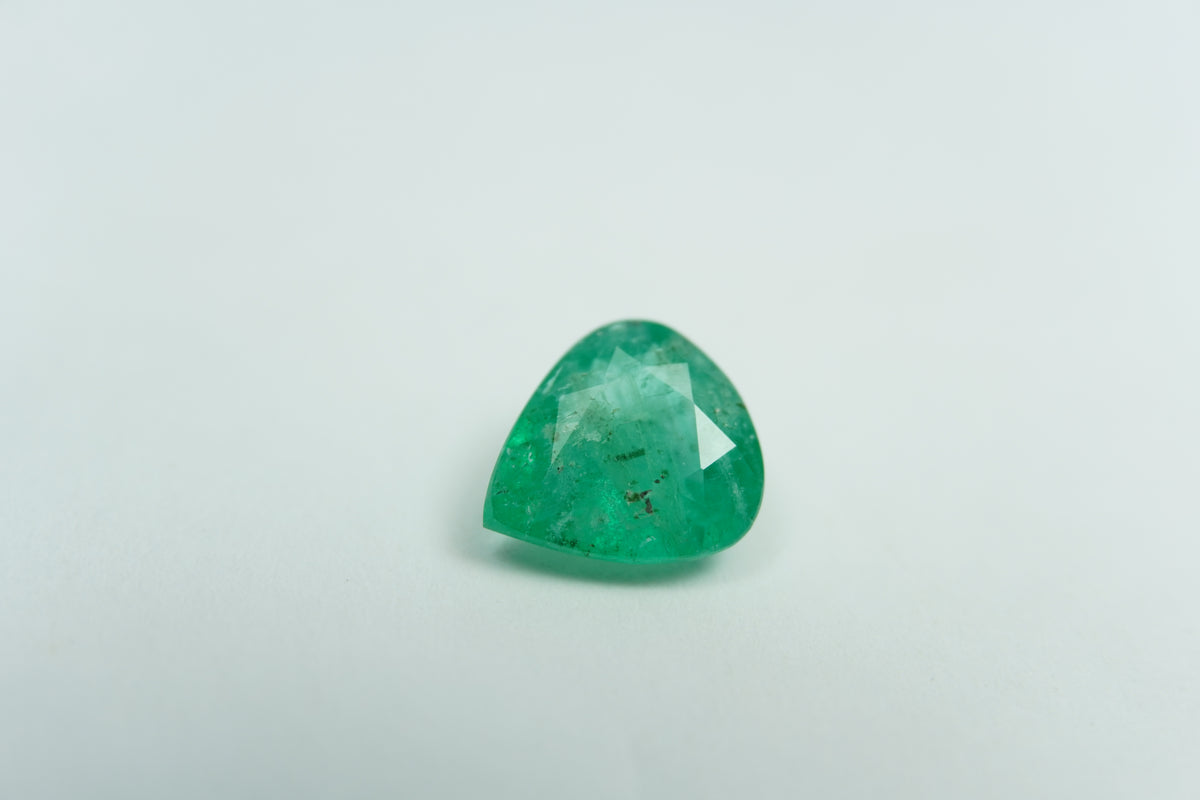 2.93ct Esmeralda 9x8.5mm