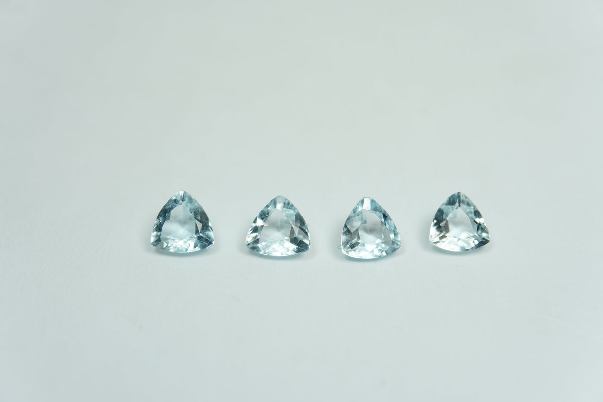 1.54ct Águas-marinhas calibradas 5mm