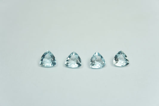 1.54ct Águas-marinhas calibradas 5mm