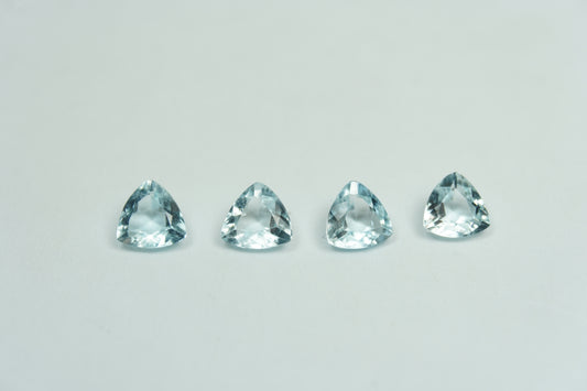 1.54ct Águas-marinhas calibradas 5mm