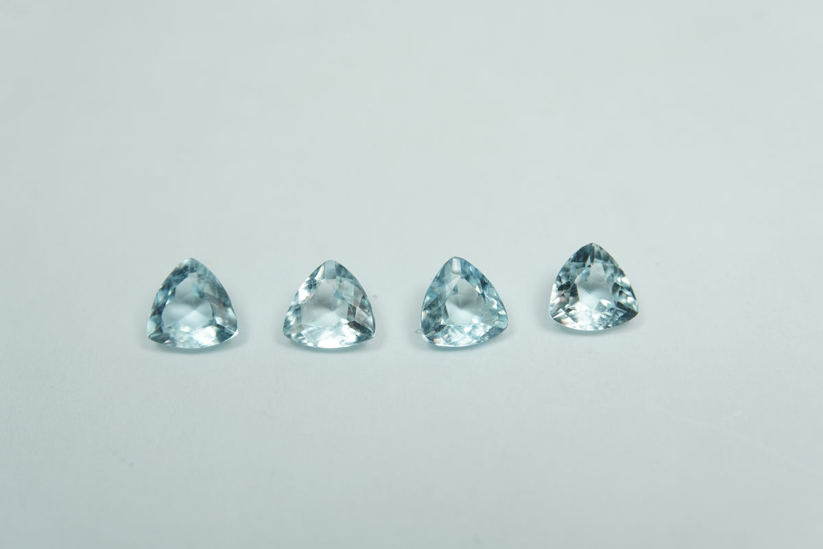 1.54ct Águas-marinhas calibradas 5mm