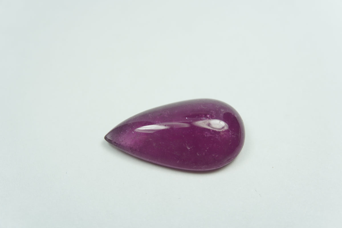 13.20ct Turmalina cabochão 23x13mm