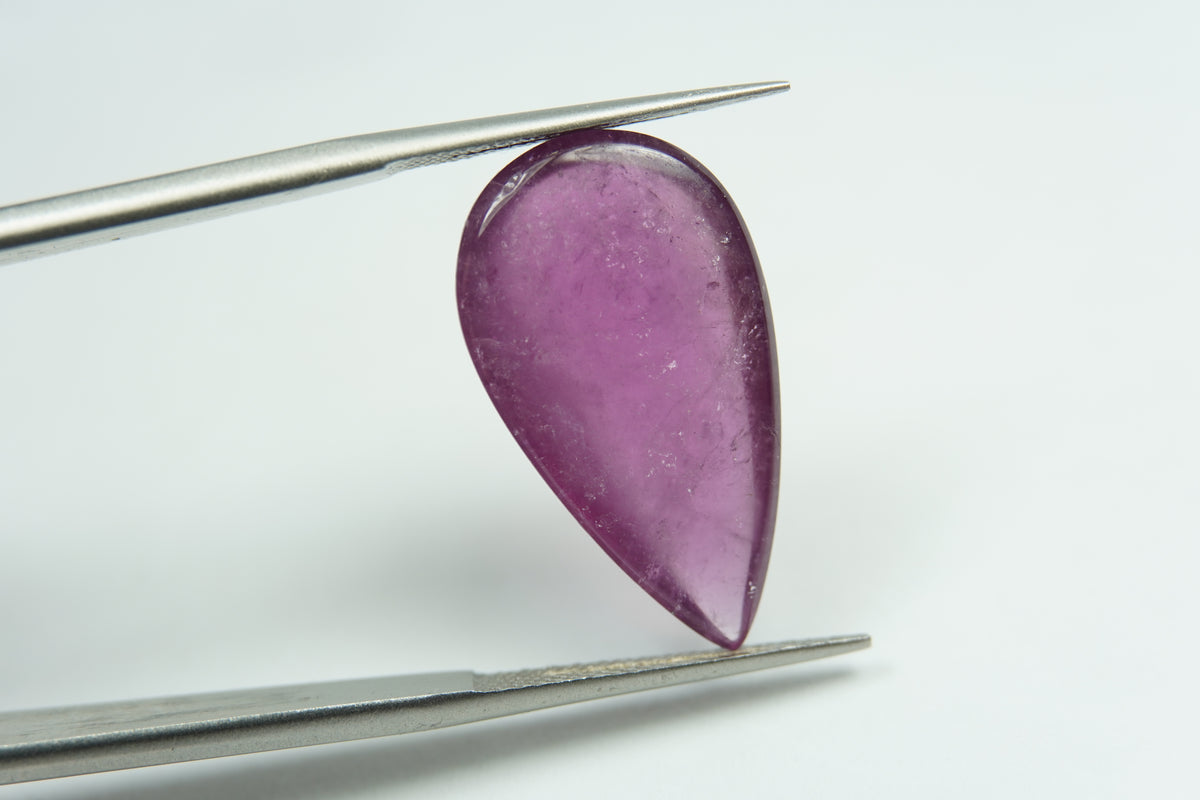 13.20ct Turmalina cabochão 23x13mm