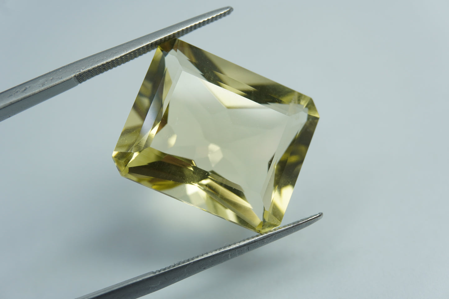 19.80ct Green gold 19x16mm