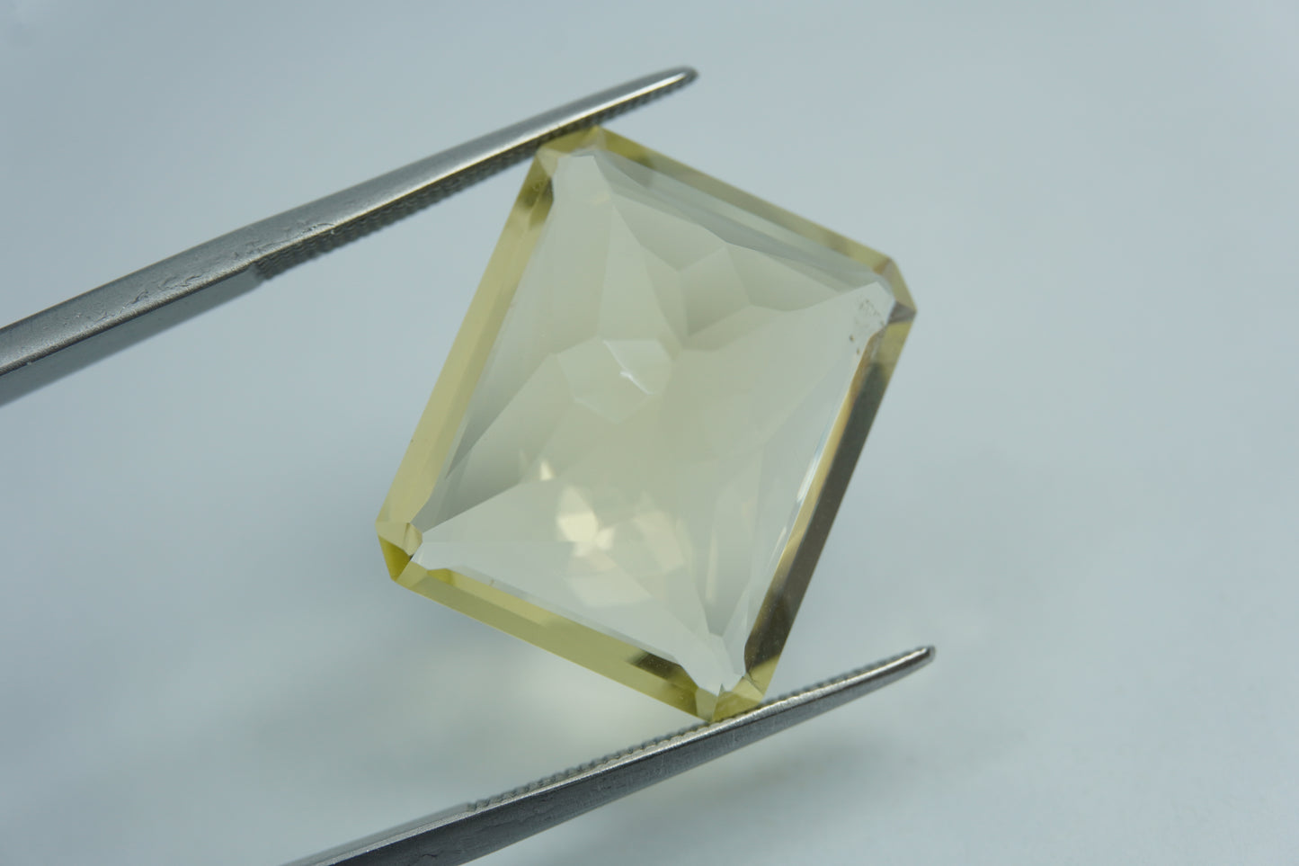19.80ct Green gold 19x16mm