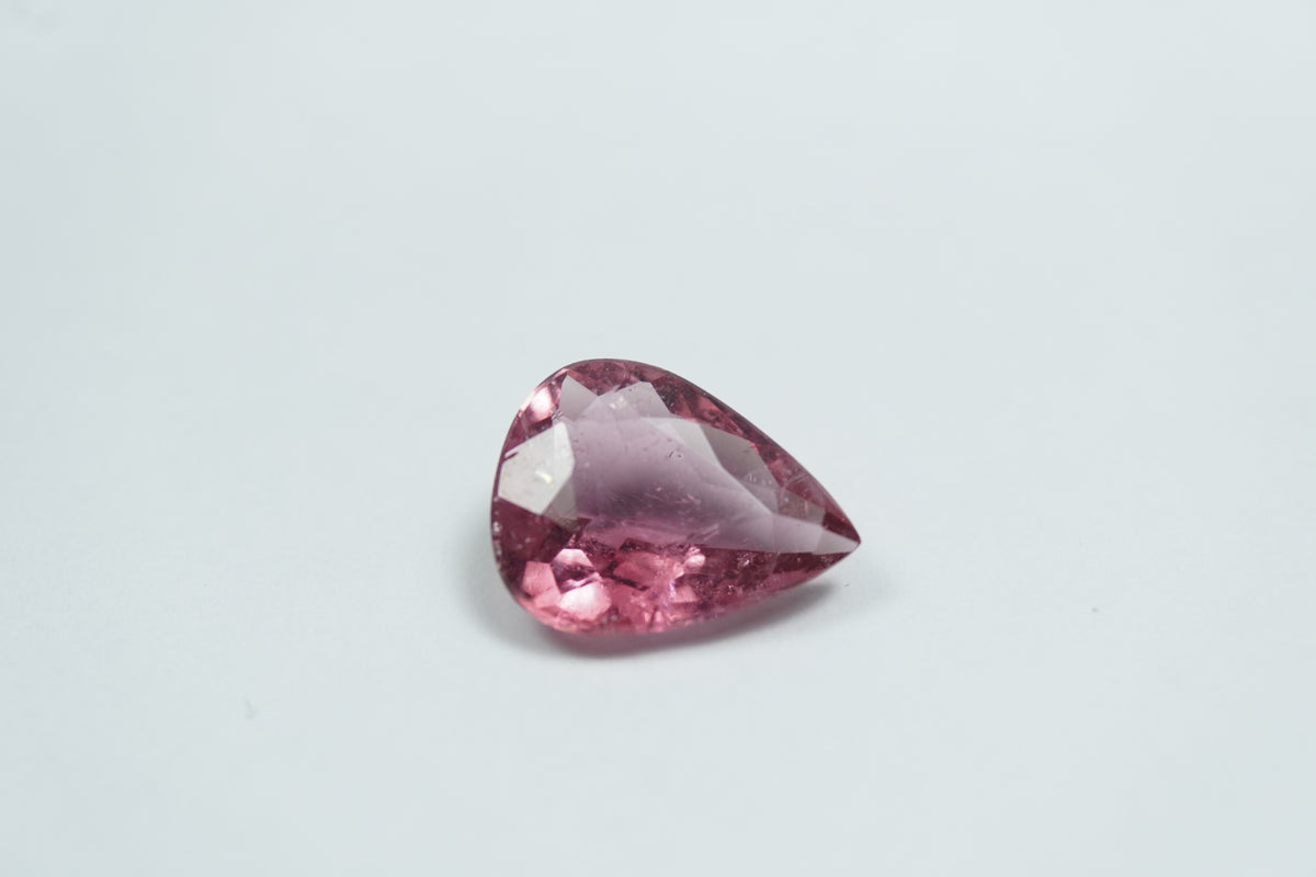 3.03ct Turmalina rosa 12x9mm