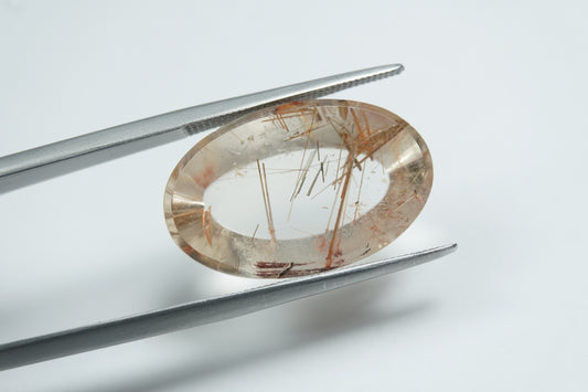 13ct Quartzo com inclusão 21x13mm