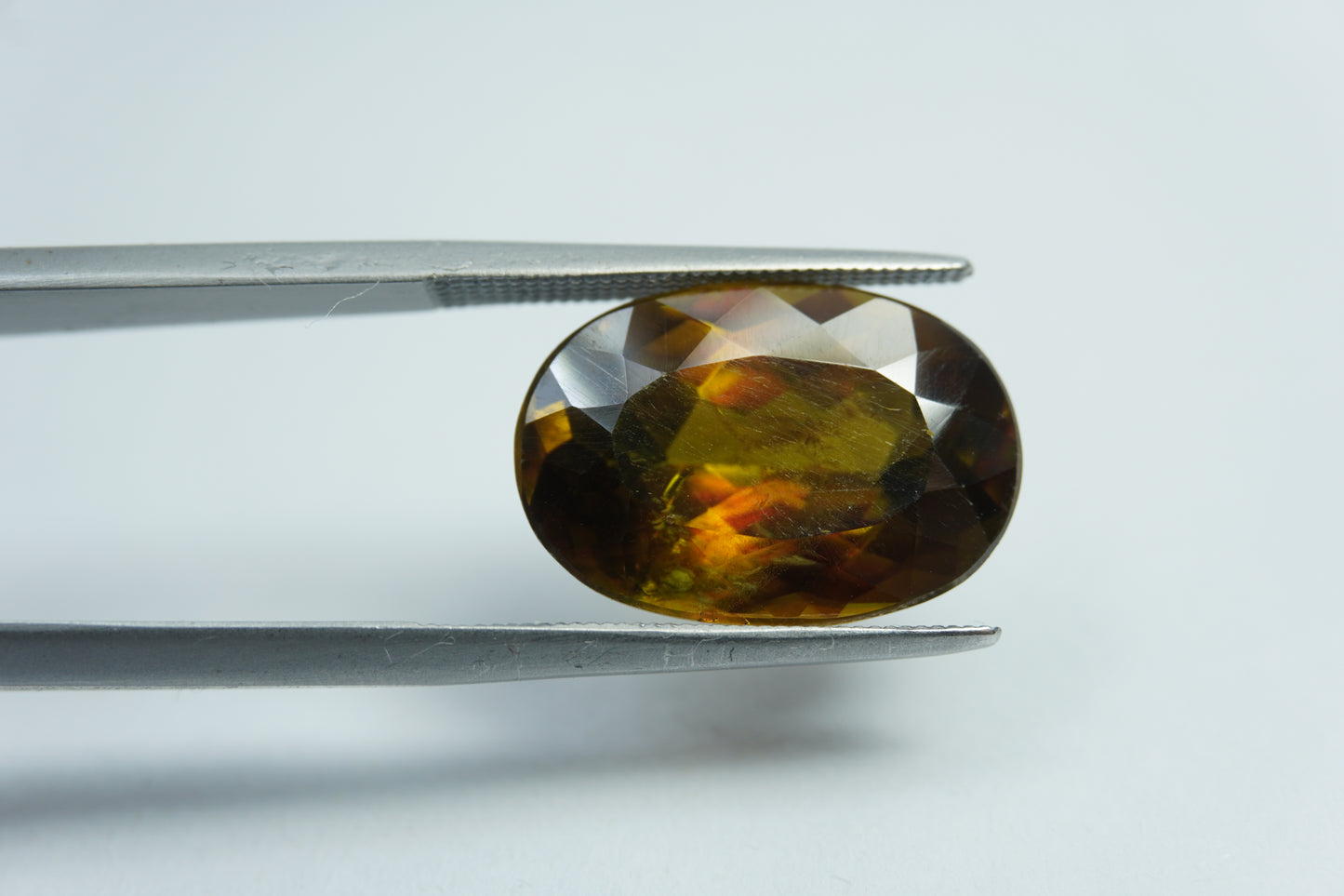 10.95ct Sphene 17x12mm