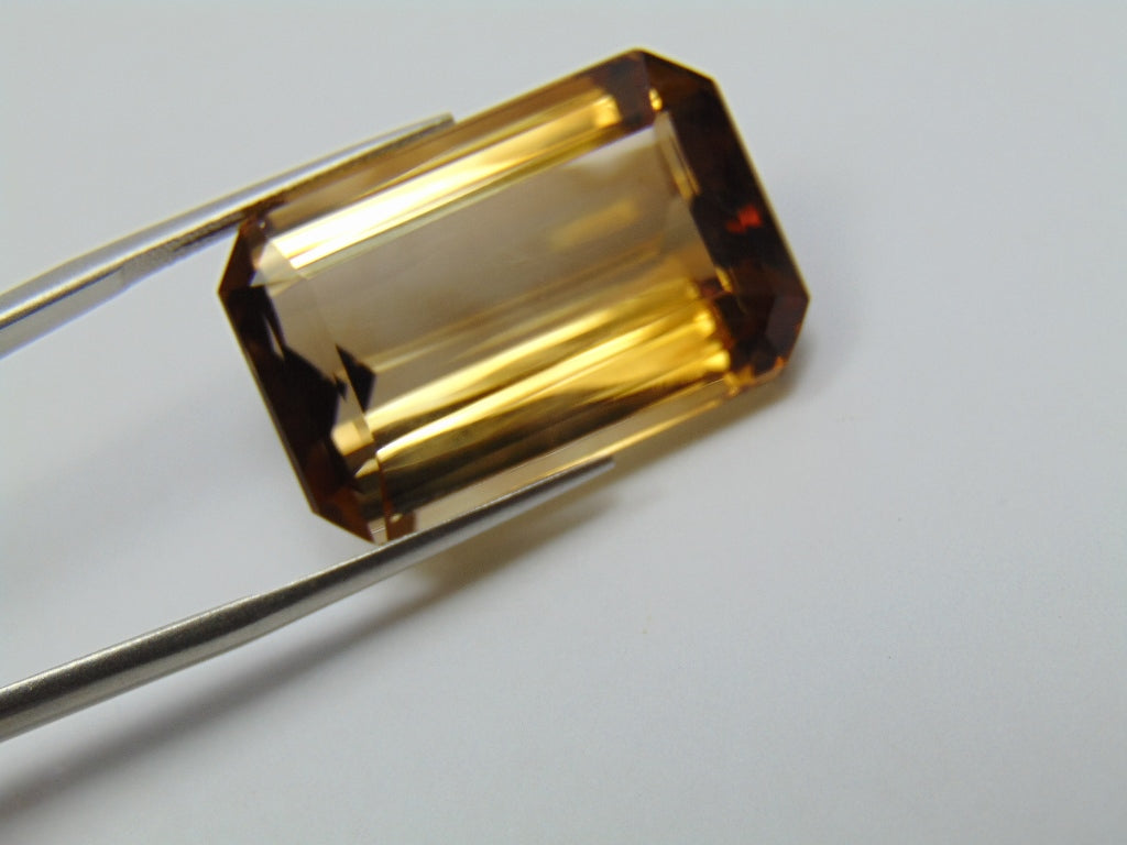 54.30ct Topaz 26x17mm