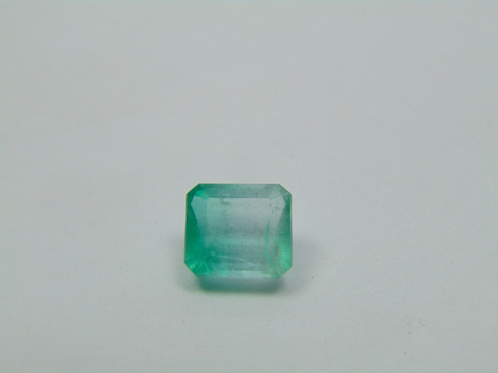 2.80ct Esmeralda Bicolor 8mm