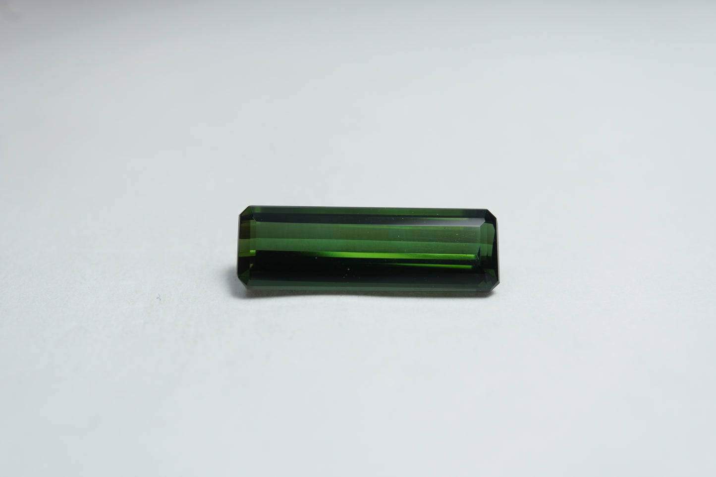 3.65ct Turmalina 17x6mm