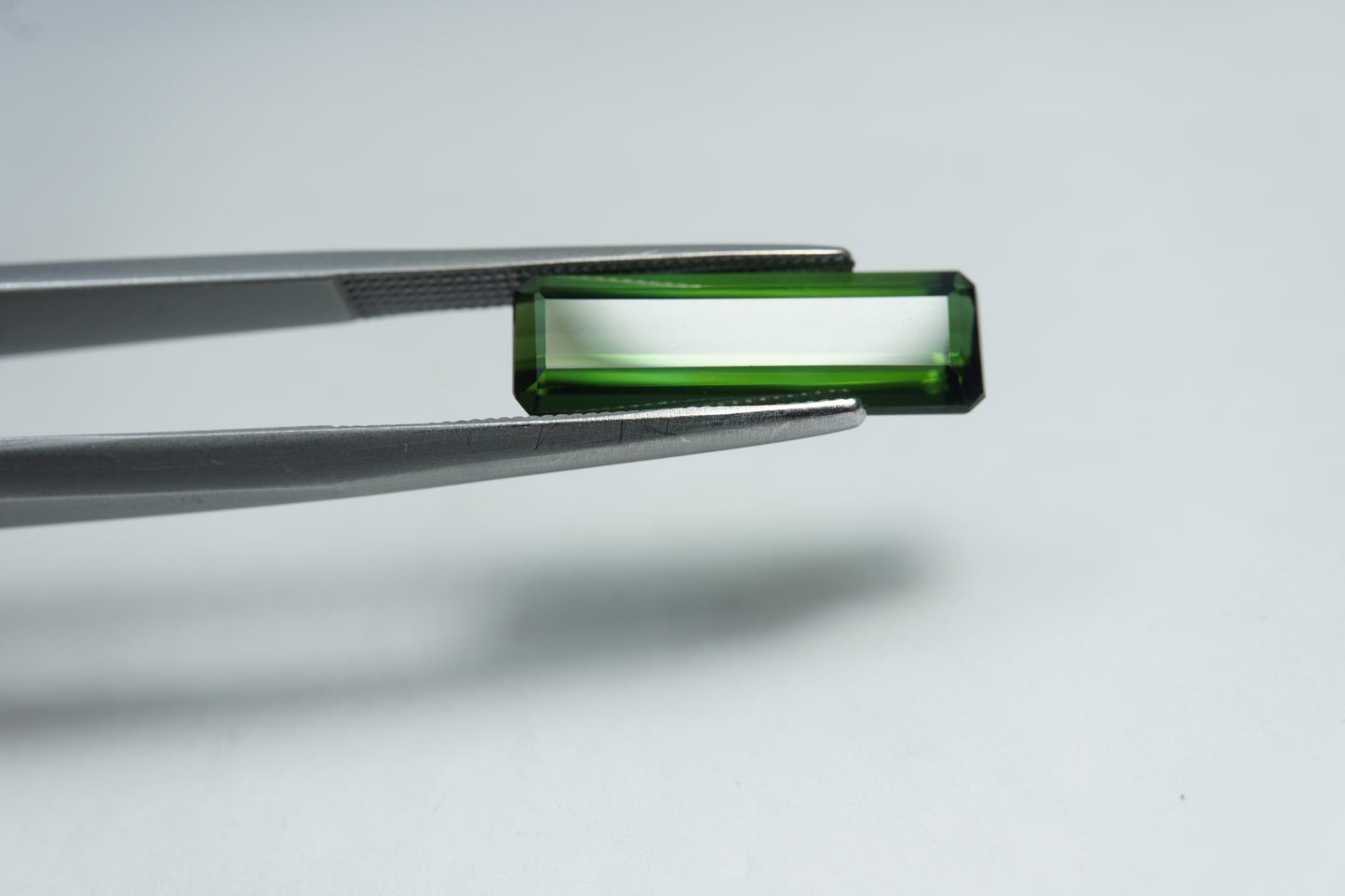 3.65ct Turmalina 17x6mm