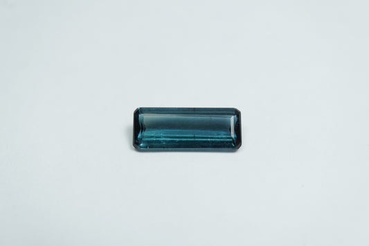 1.74ct Turmalina azul 12.5x5mm
