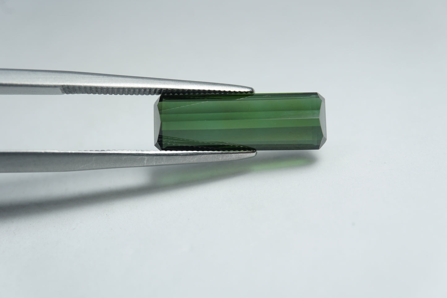 3.65ct Turmalina 17x6mm