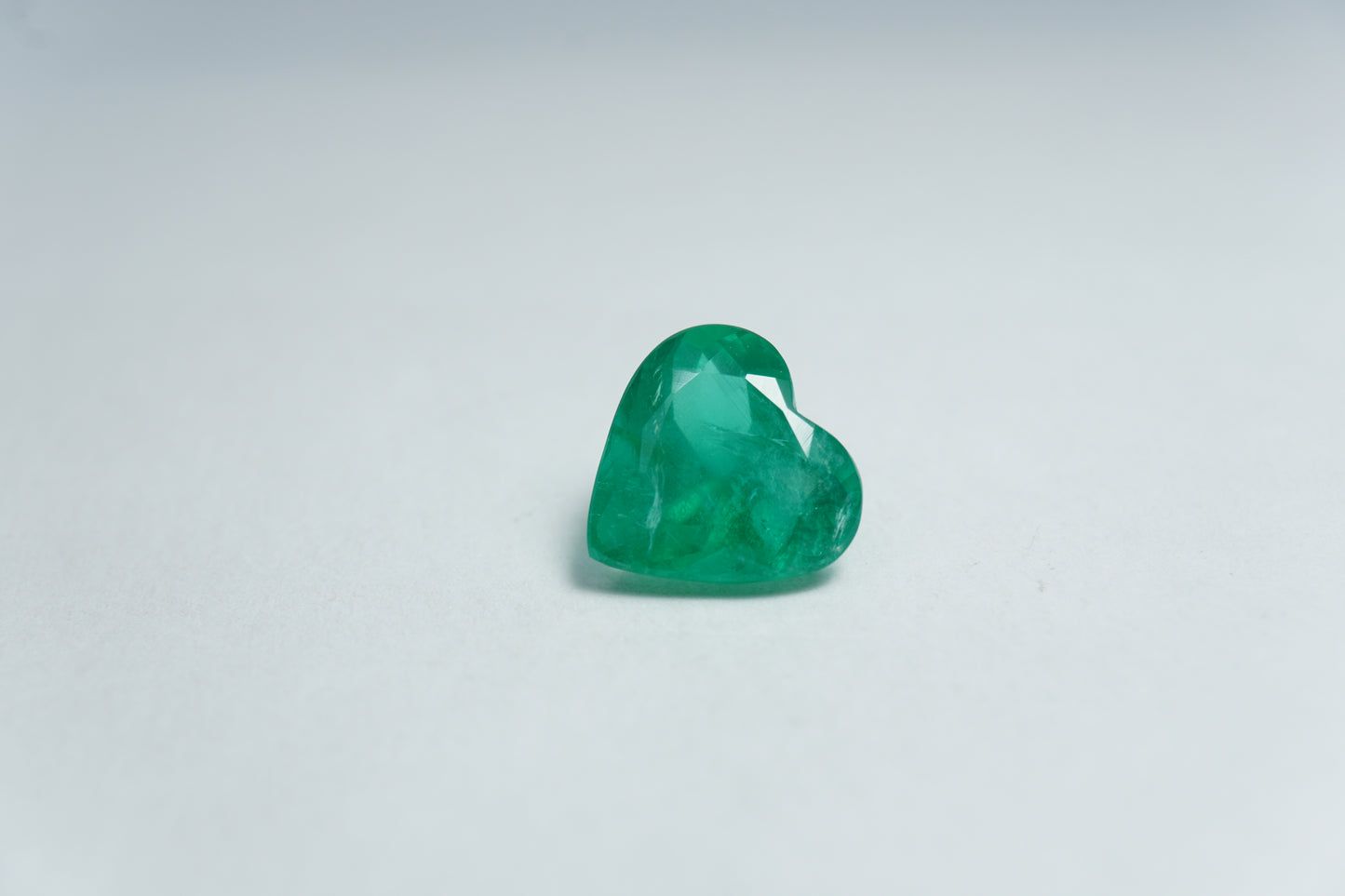2.40ct Emerald 9mm