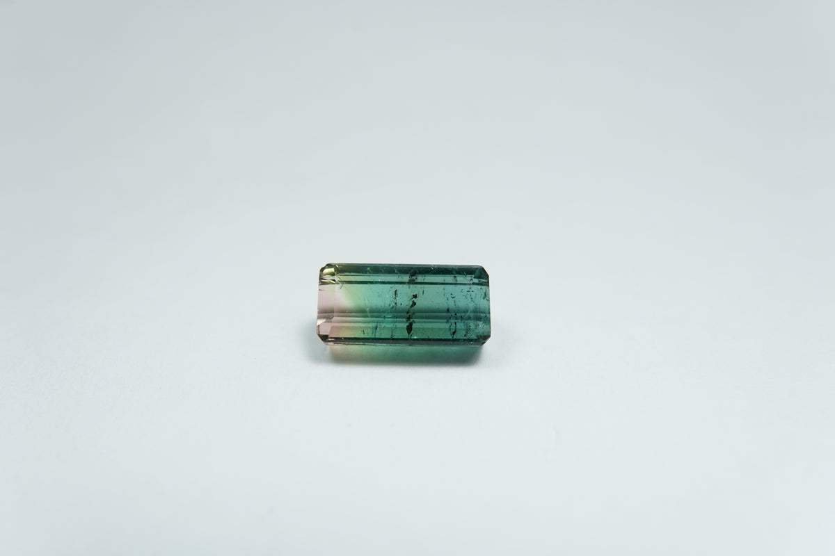 2.21ct Turmalina bicolor 10x5mm