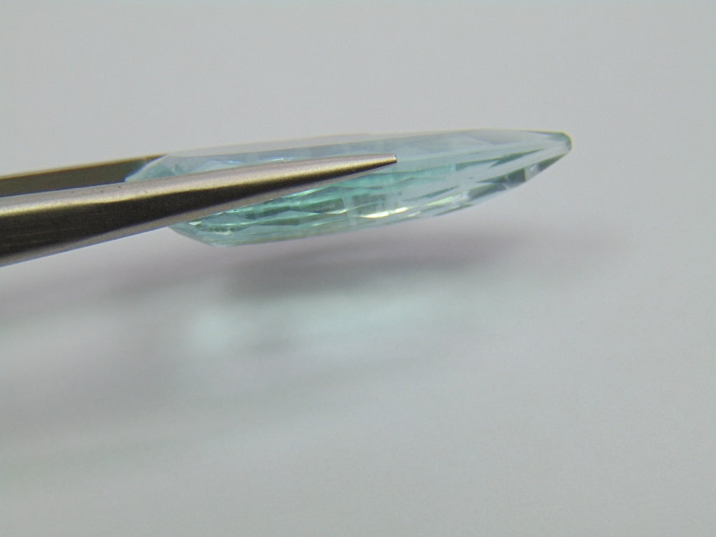 19.60ct Aquamarine 33x14mm