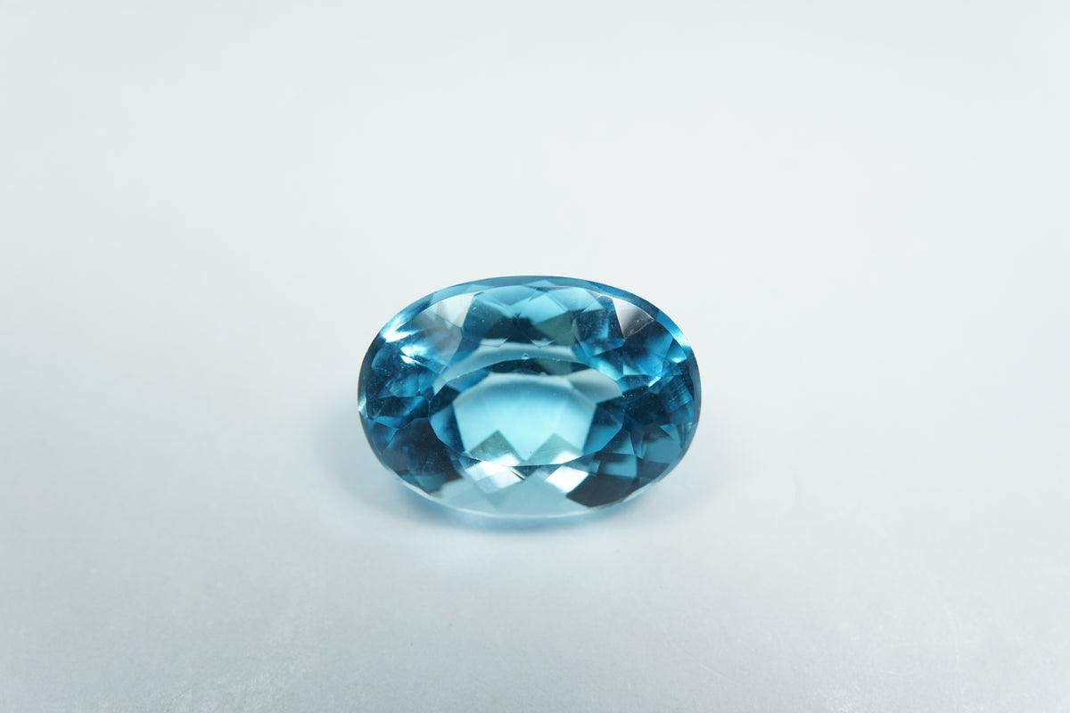 11.07ct Topázio Swiss 15x11mm