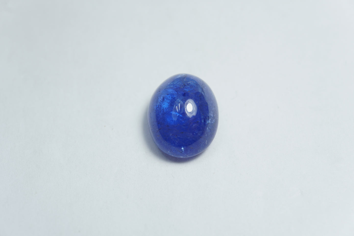 8.20ct Tanzanita cabochão 13x10mm
