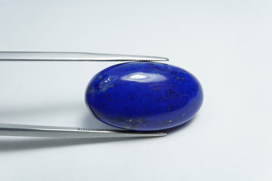 24.75ct Lápis-lazúli cabochão 29x14mm