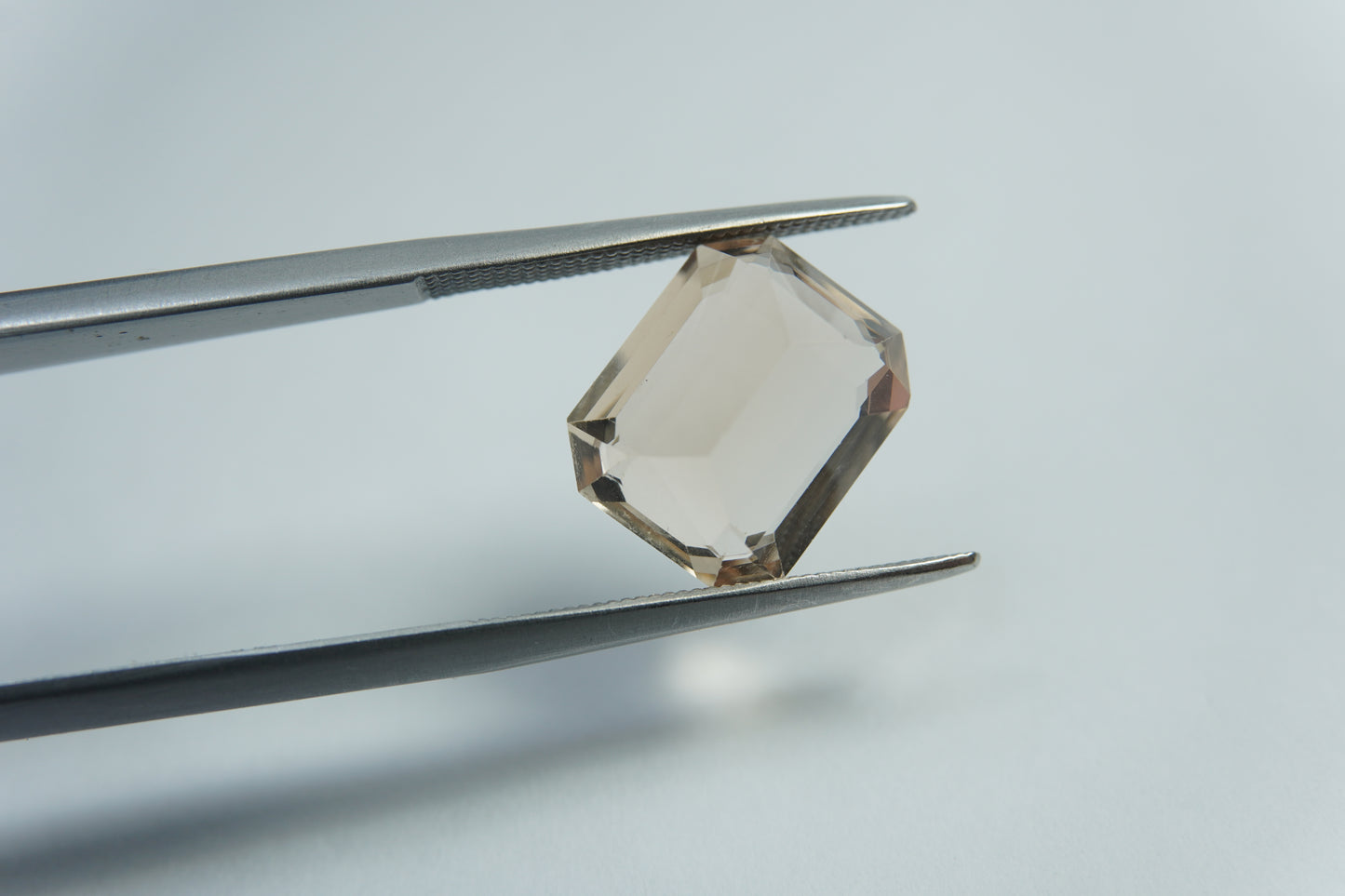 6.90ct Topaz 12x10mm