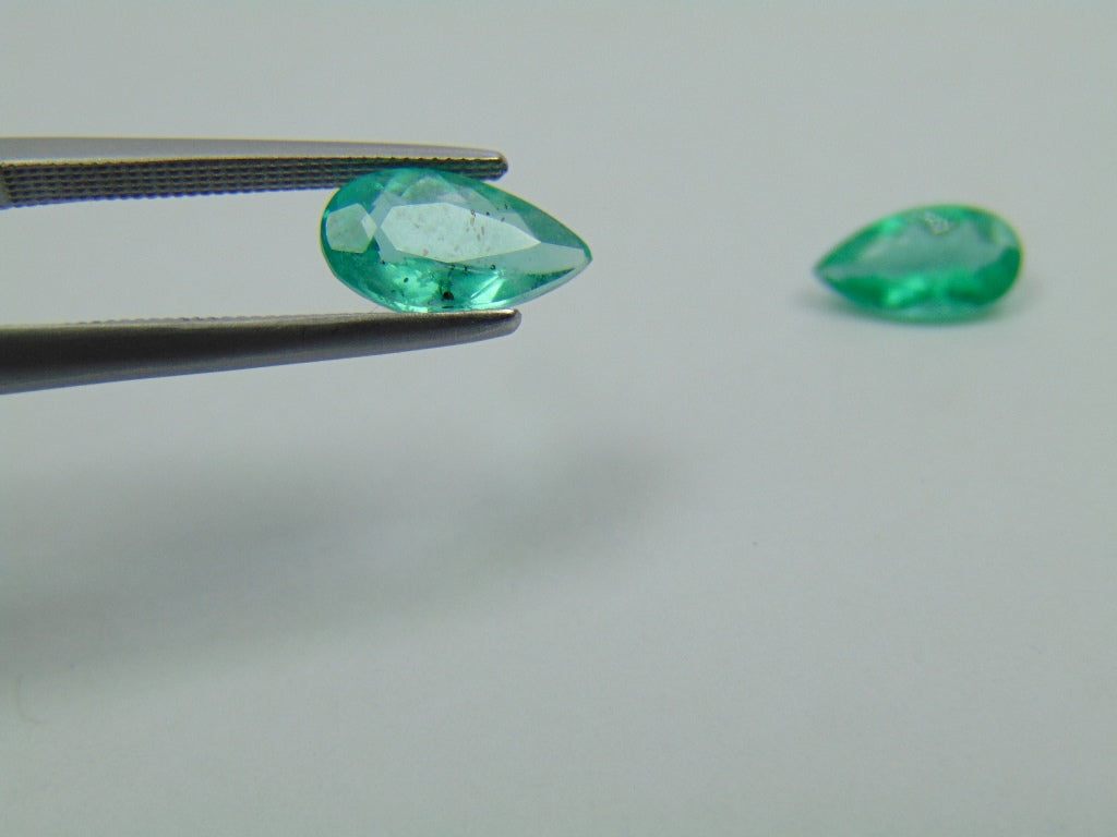 1.92ct Esmeralda 10x6mm 9x5mm