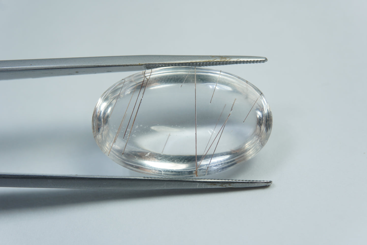 21.80ct Quartzo com inclusão cabochão 26x16mm