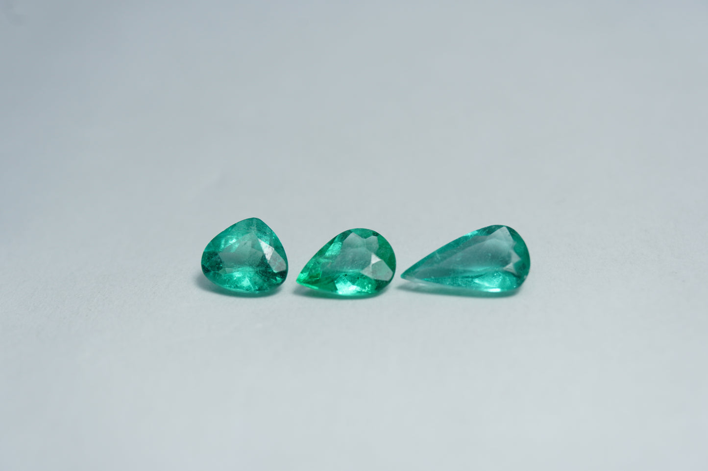 1.15ct Esmeralda 8x4.5mm / 6x5mm / 5mm