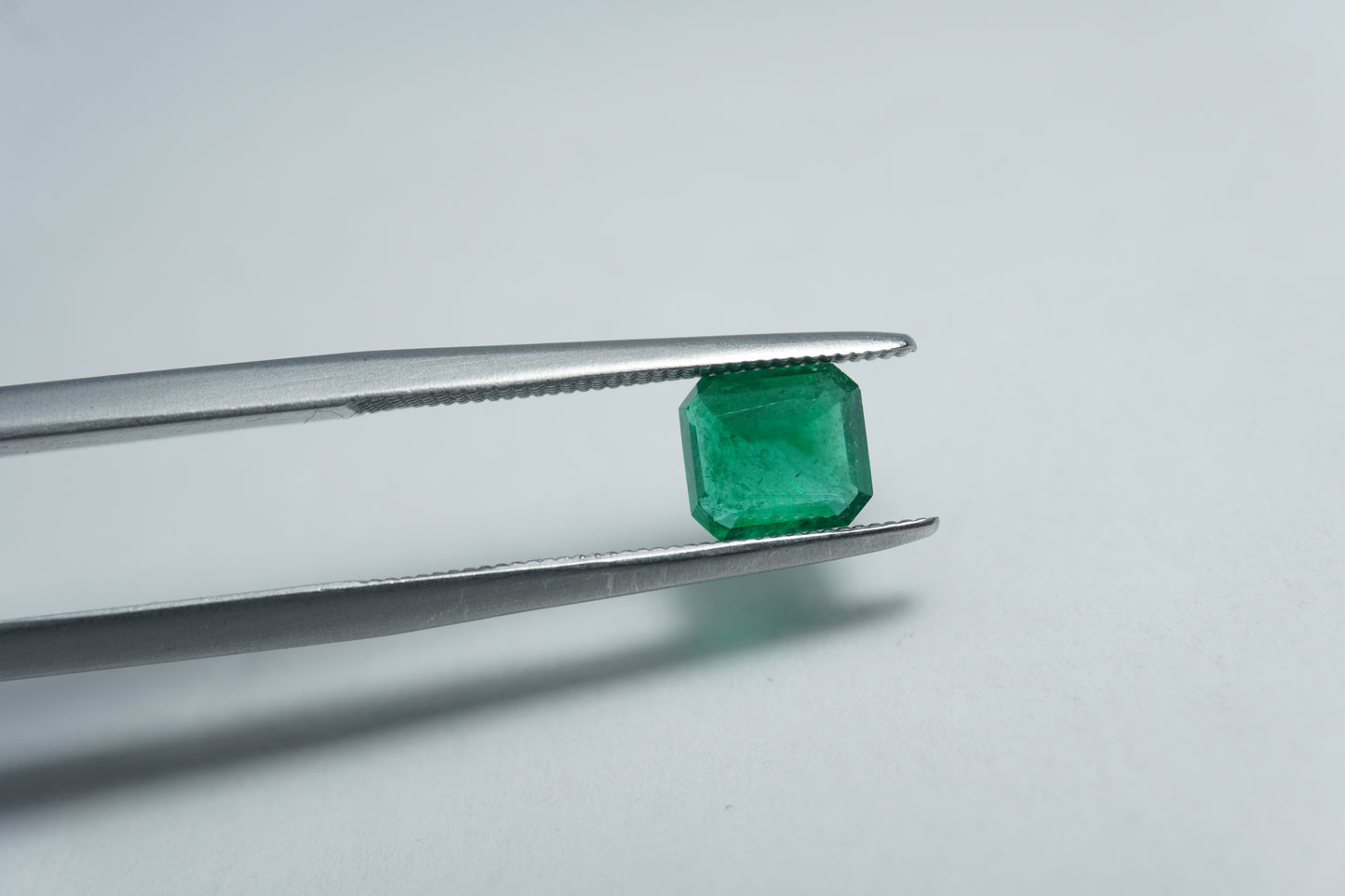 0.82ct Emerald 6mm