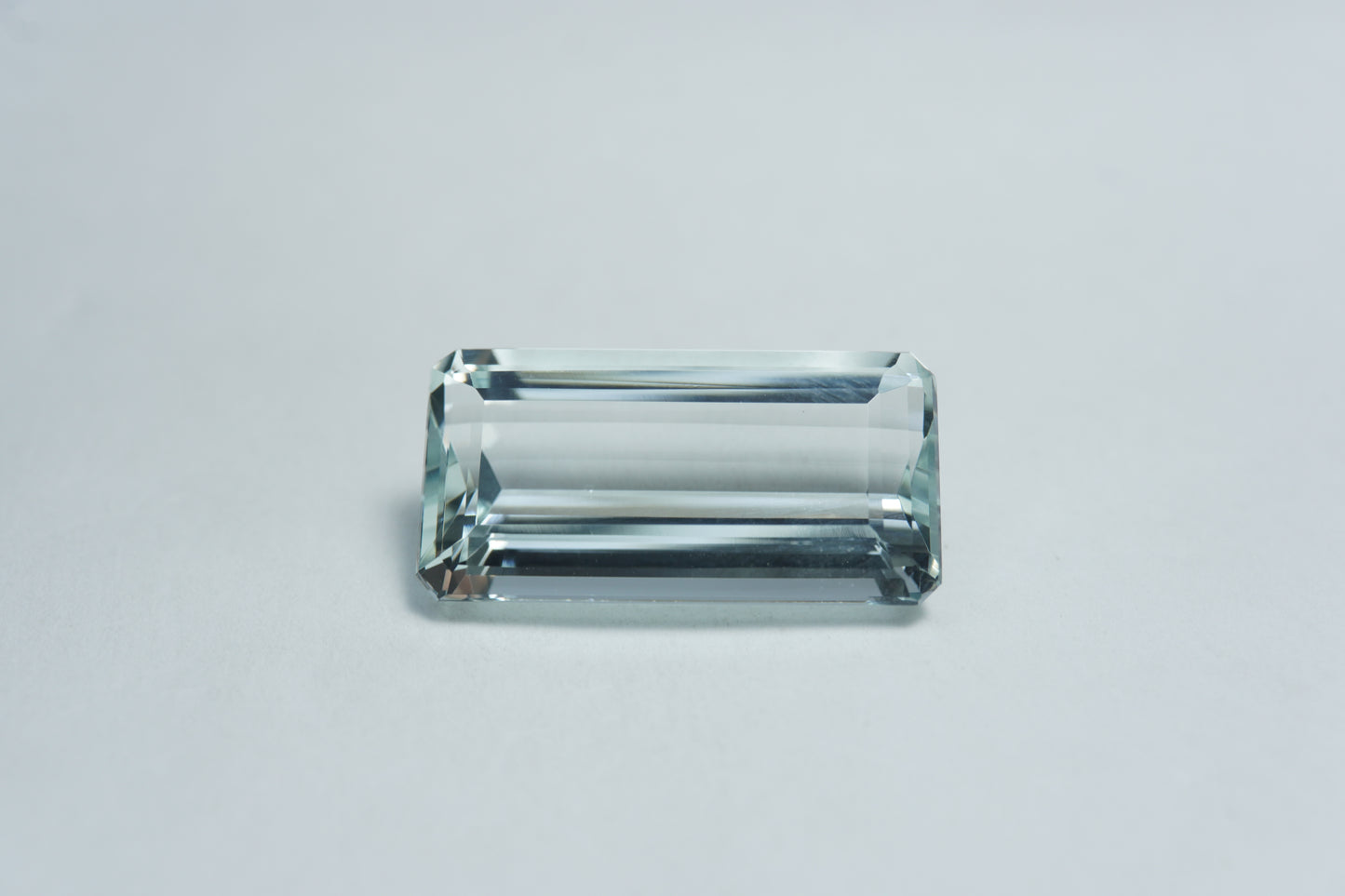 14.25ct Aquamarine 21x11mm