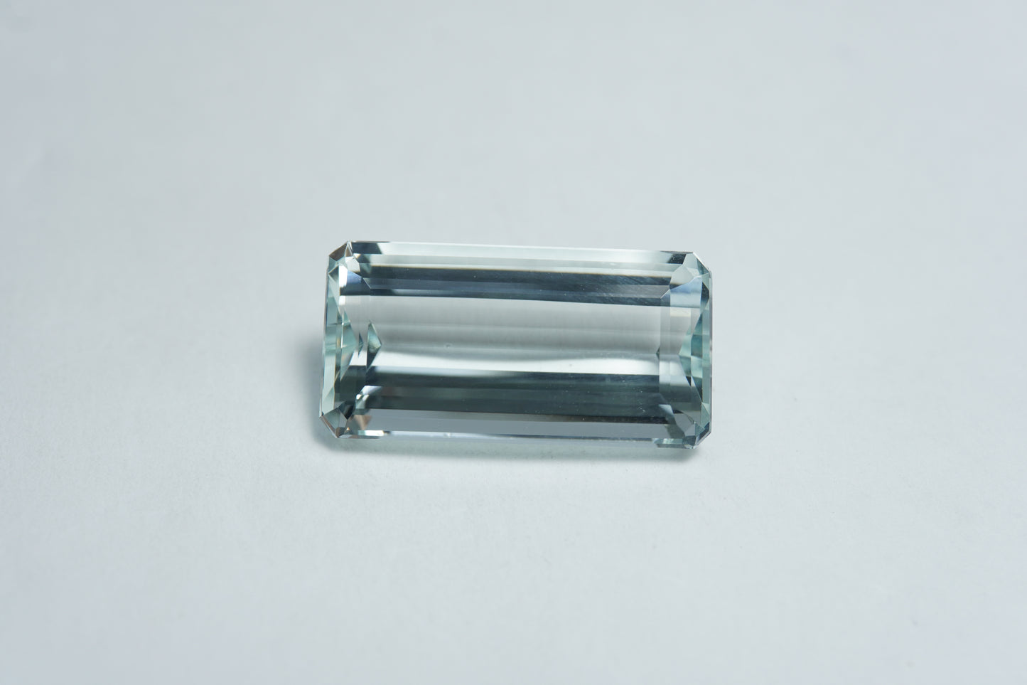 14.25ct Aquamarine 21x11mm