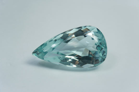 59.30ct Topázio cor natural 32x18mm