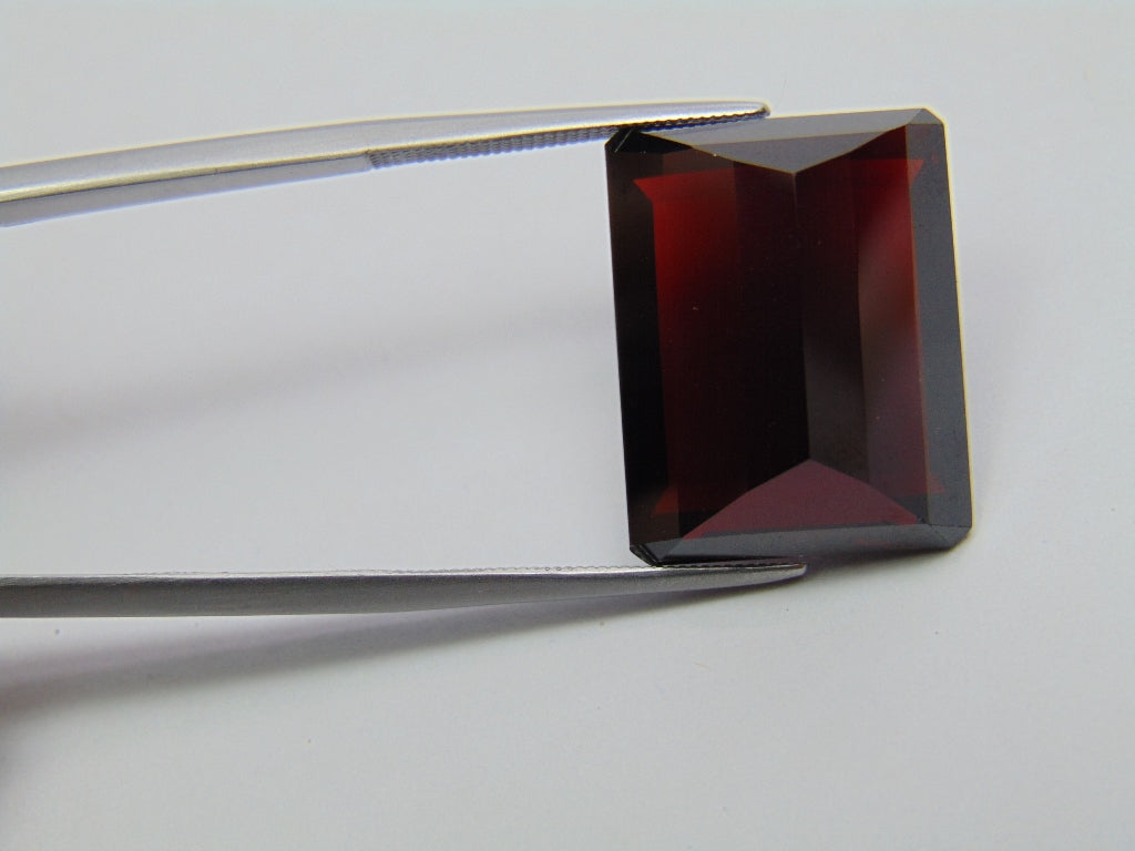 29.40ct Garnet 19x15mm