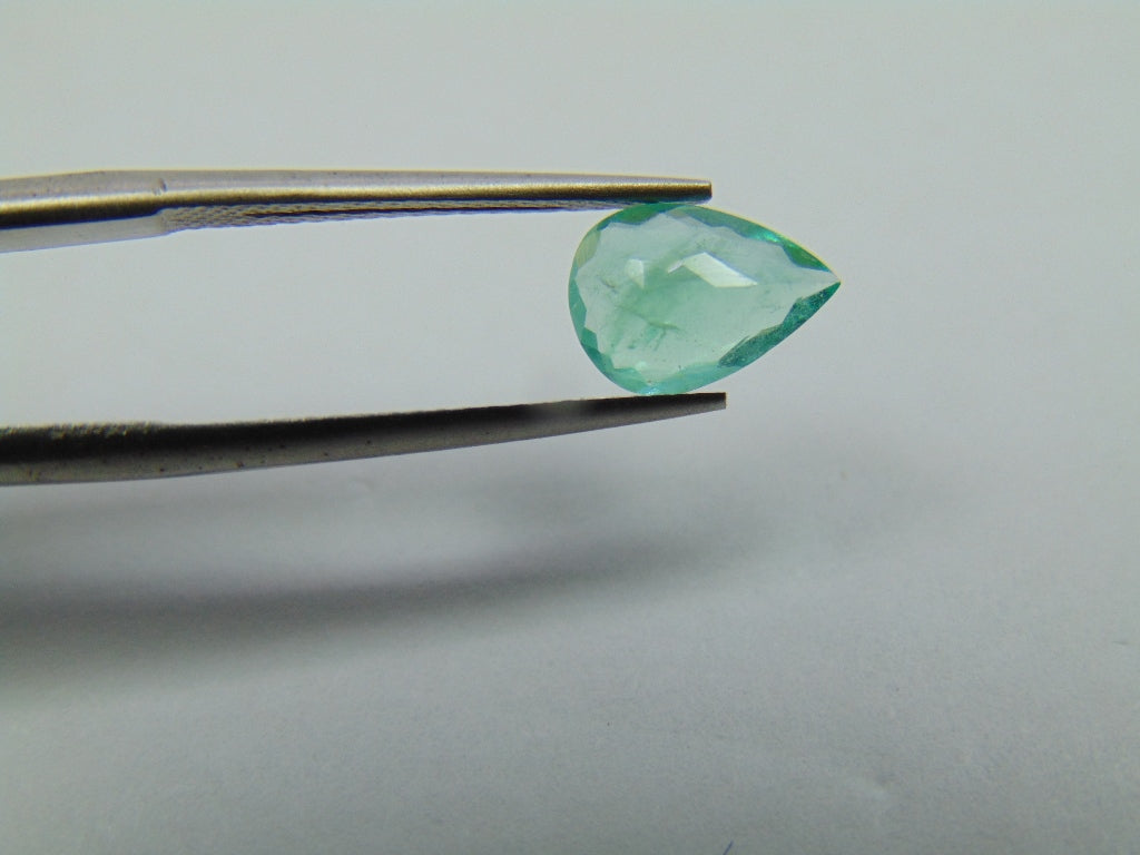 0.93ct Emerald 8x6mm