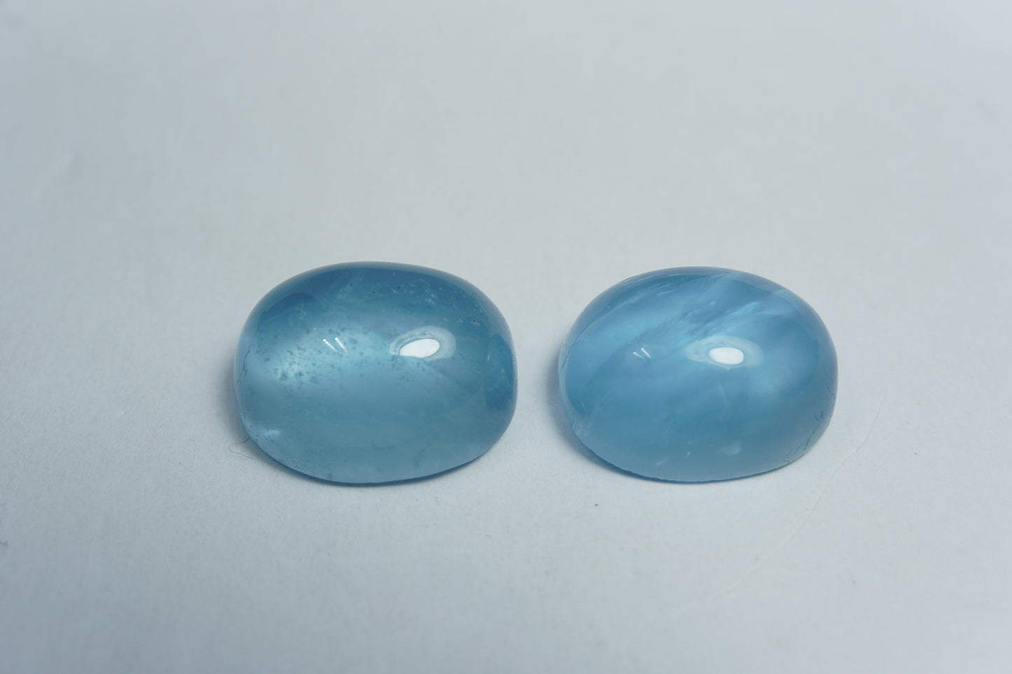 22.20ct Água-marinha cabochão 15x11mm