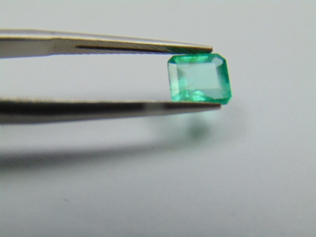 1.04ct Emerald 6mm