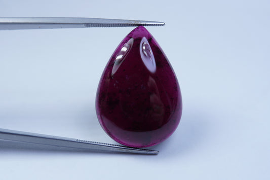 30.40ct Rubelita cabochão 28x20mm