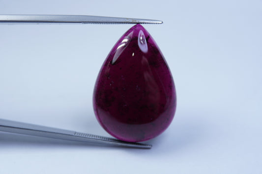 30.40ct Rubelita cabochão 28x20mm