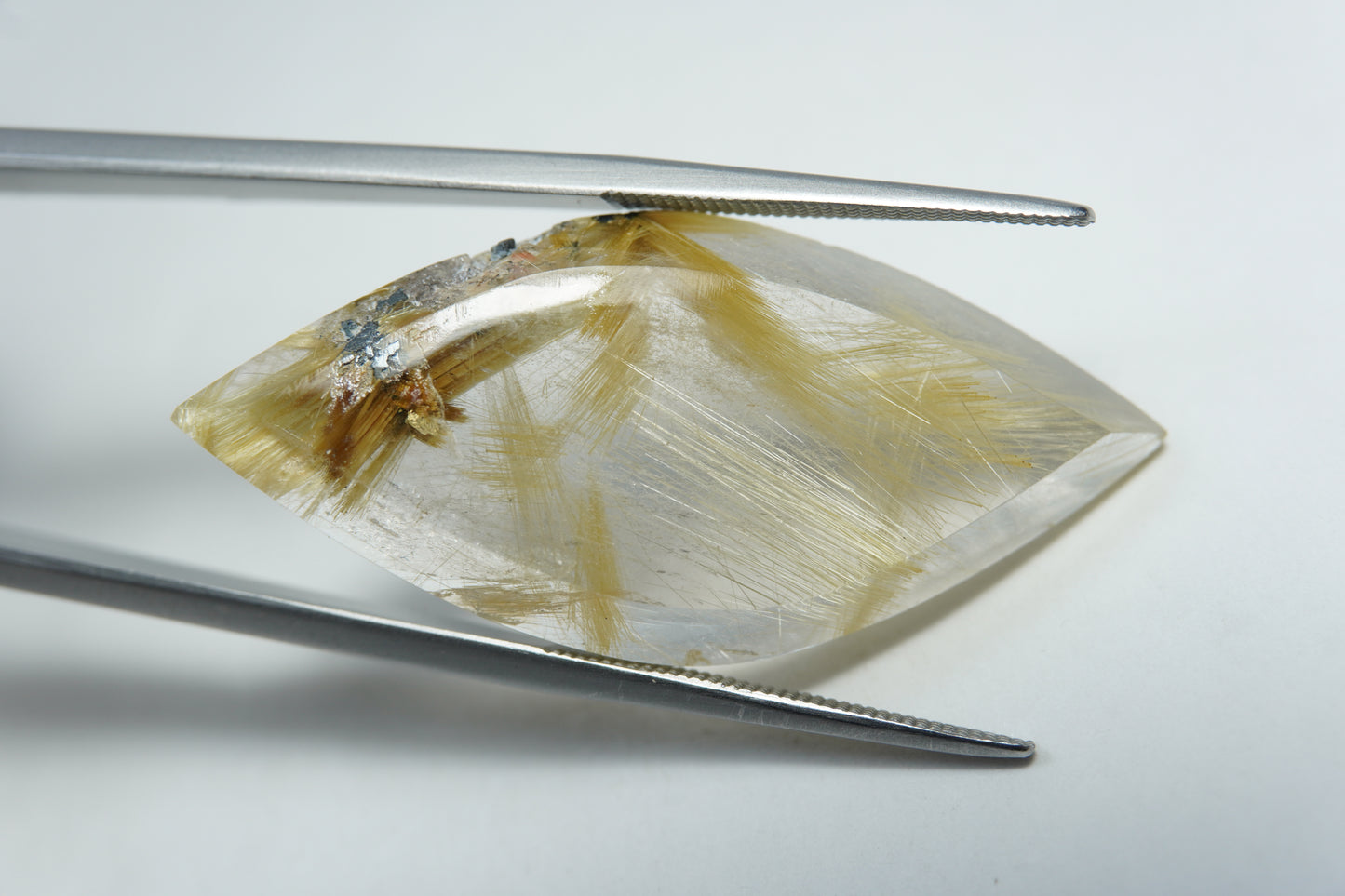 23.80ct Rutilo 39x18mm