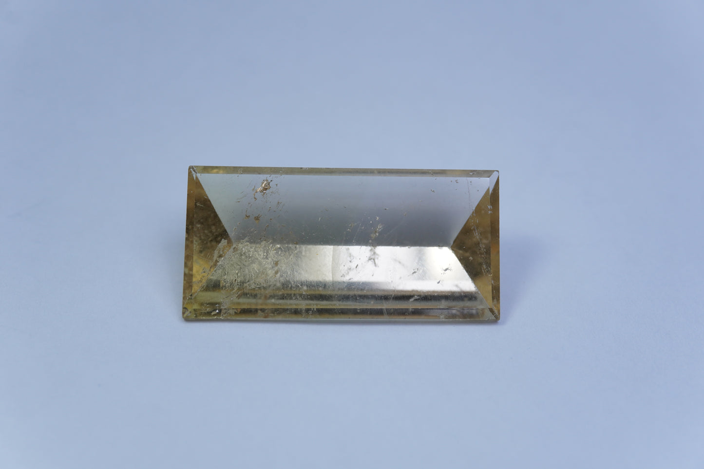 21.75ct Morganita 39x14mm
