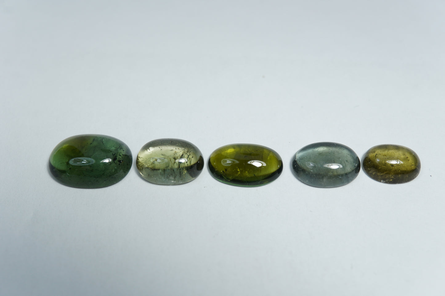 11.10ct Tourmalines cabochon 12x9mm / 11x7mm / 10x7mm / 10x7mm / 8x6mm